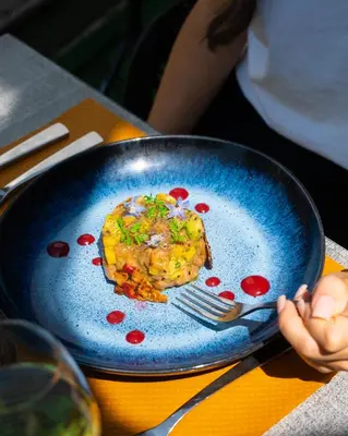 Nourriture dans l'hôtel ou à proximité
