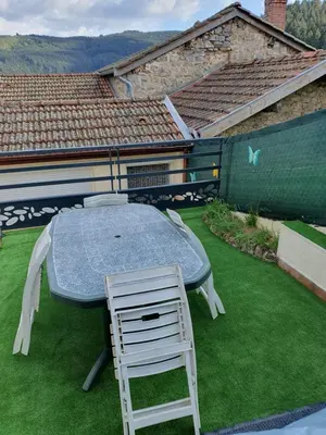 Vue générale sur la montagne ou vue sur la montagne depuis la maison de vacances