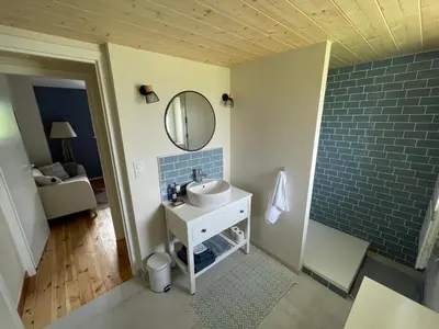 Salle de bains dans l'établissement Studio cosy en pleine campagne