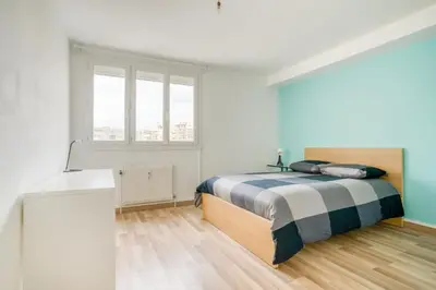 Un ou plusieurs lits dans un hébergement de l'établissement Les chambres de Maréchal - 4 chb à louer