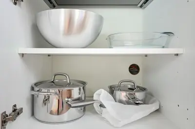 Cuisine ou kitchenette dans l'établissement The Valmy Retreat Peaceful & Private Terrace