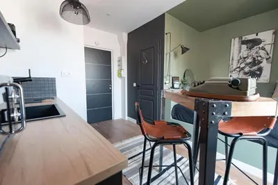 Cuisine ou kitchenette dans l'établissement Studio L'Atelier - Metro Valmy - Vaise