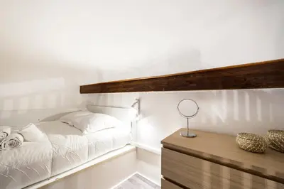 Un ou plusieurs lits dans un hébergement de l'établissement All in Lyon | Appartement cosy avec mezzanine Lyon centre