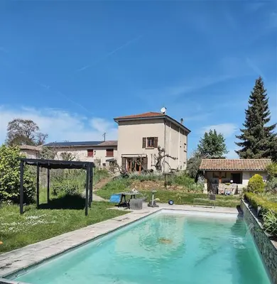 Piscine de l'établissement Le Marais des Littes ou située à proximité
