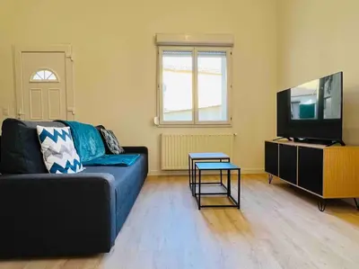 Télévision ou salle de divertissement dans l'établissement Sun Mezzanine