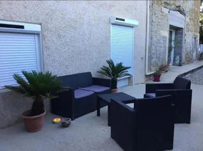 Coin salon dans l'établissement Chez Lofred 1