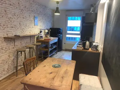 Cuisine ou kitchenette dans l'établissement Appartement cosy