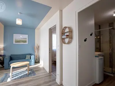 Plan de l'établissement Charmant appartement au-dessus d'un salon de thé avec patio et décoration contemporaine - FR-1-496-298