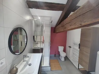 Salle de bains dans l'établissement Yac'Aventures