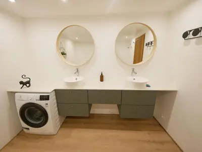 Salle de bains dans l'établissement Gite de la Source-maison climatisée