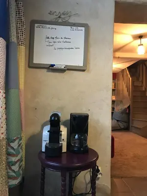 Coin salon dans l'établissement Maison complète 