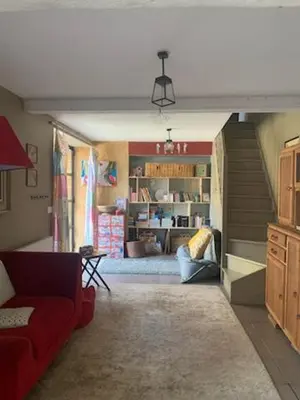 Coin salon dans l'établissement Maison complète 
