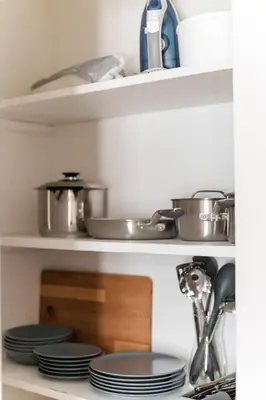 Cuisine ou kitchenette dans l'établissement Cozy and Elegant Studio Bellecombe District Lyon 6th