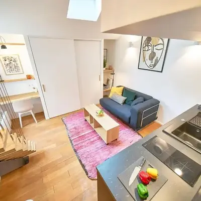 Beautiful renovated apartment Cours Lafayette near Halles Paul Bocuse