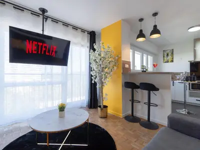Plan de l'établissement LE CELESTE - HYPERCENTRE PARKING ET NETFLIX GRATUITS PROCHE TRAMWAY ET PARC DE LA TETE D'OR