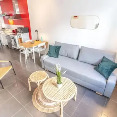 Quiet & central duplex apartment Wifi near Rhône & Parc Blandan