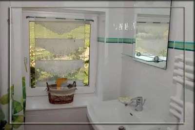 Salle de bains dans l'établissement La Croix de Saburin