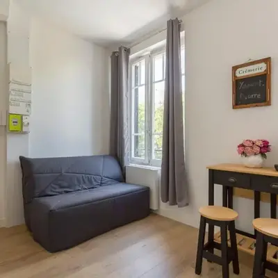 Gouy's studio - close to subway