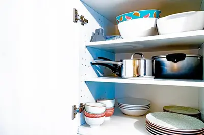 Cuisine ou kitchenette dans l'établissement Le petit Colbert-Studio cosy-Croix Rousse