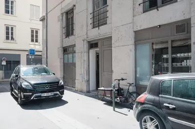 Plan de l'établissement AllinLyon | Vue place Célestins