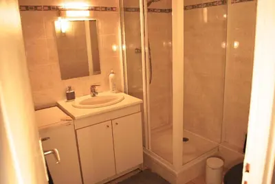 Salle de bains dans l'établissement L'appartement du Parc