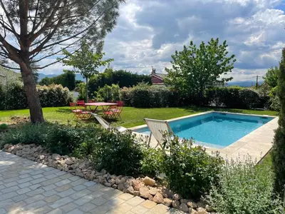 Piscine de l'établissement Suite 671 ou située à proximité