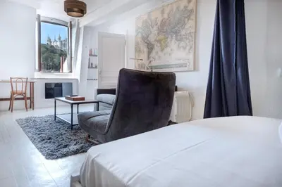 Un ou plusieurs lits dans un hébergement de l'établissement 50m² cosy près place Bellecour & vue s/ basilique