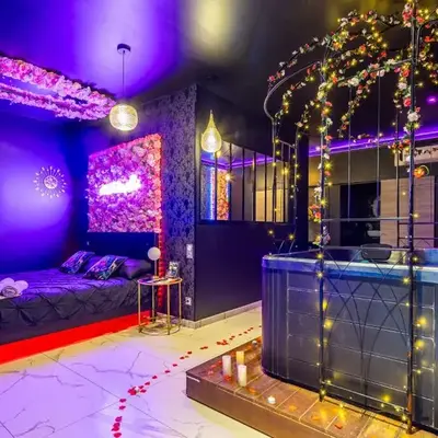Sweet SECRET'S JACUZZI