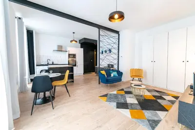 Coin salon dans l'établissement KASA ARTY - Tout équipé - Agréable et confortable