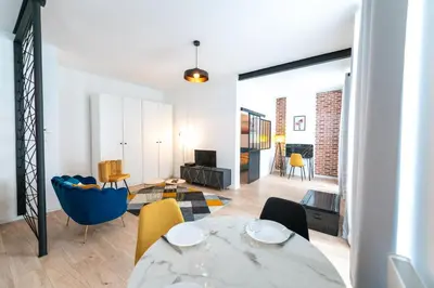 Coin salon dans l'établissement KASA ARTY - Tout équipé - Agréable et confortable