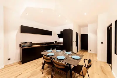 Cuisine ou kitchenette dans l'établissement All in Lyon | Séjour haut de gamme - clim & balnéo