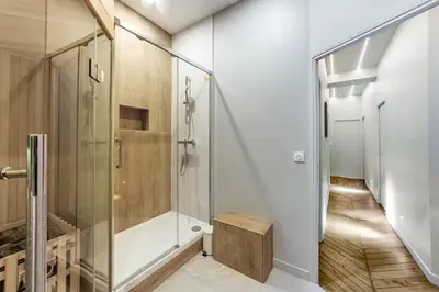 Salle de bains dans l'établissement LYON HYPERCENTRE LES CORDELIERS