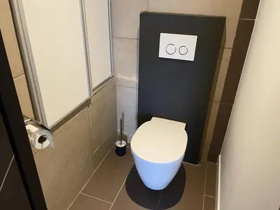 Salle de bains dans l'établissement Unique! jacuzzi privé 35°C + cinéma Villa entière