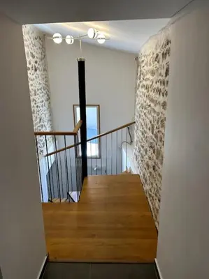 Plan de l'établissement Studio rénové centre-ville de Lagnieu / WIFI