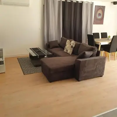 MAISON C