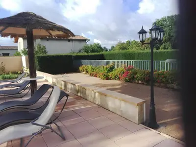 Jardin de l'établissement Maison au pied du Beaujolais
