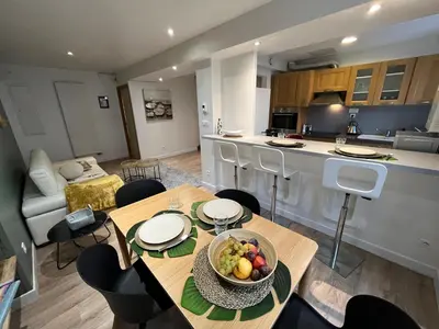 Cuisine ou kitchenette dans l'établissement Le Caladois