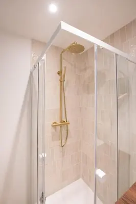 Salle de bains dans l'établissement Sainte Hélène - Lovely high class studio