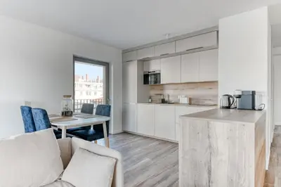 Cuisine ou kitchenette dans l'établissement GuestReady - Charming getaway with a terrace