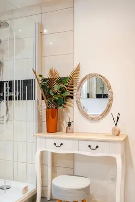 Salle de bains dans l'établissement L'échappée Belle