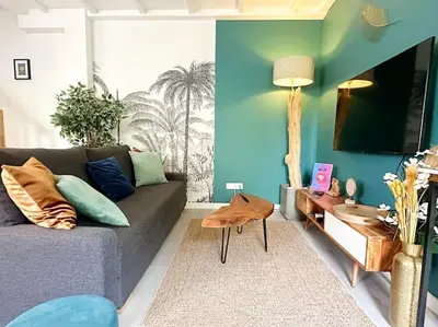Coin salon dans l'établissement LOASIS-T4 Duplex Calme Hypercentre Proche Rue Nat