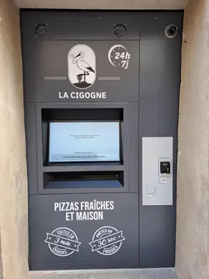 Certificat, récompense, panneau ou autre document affiché dans l'établissement La Cigogne