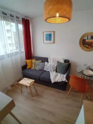 Coin salon dans l'établissement T1bis, balcon, proche Part-Dieu