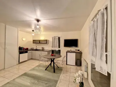 Cuisine ou kitchenette dans l'établissement Appartement ZEN