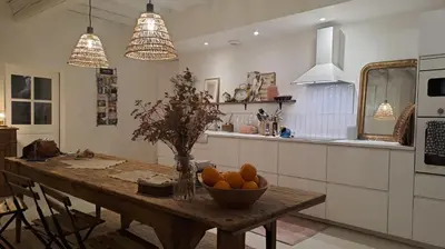 Cuisine ou kitchenette dans l'établissement La Thibaude - Maison Vigneronne à Charly (proche Lyon)