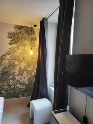 Télévision ou salle de divertissement dans l'établissement Ainay/centre Lyon/un cocon !
