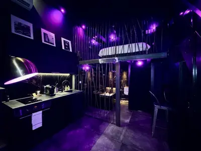 Plan de l'établissement Love Room - Dayan 1