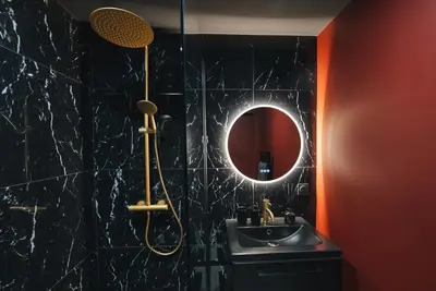Salle de bains dans l'établissement Cinéma ROOM l'unique expérience by Noma