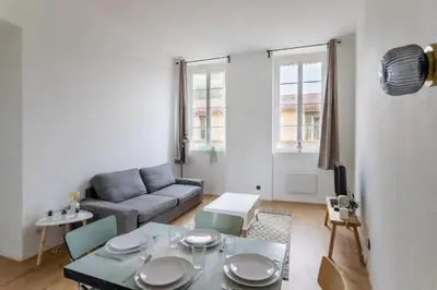 Coin salon dans l'établissement Appartement 2 chambres, calme garanti