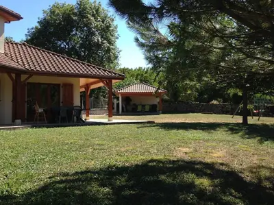 Jardin de l'établissement Havre de paix proche CNPE Bugey